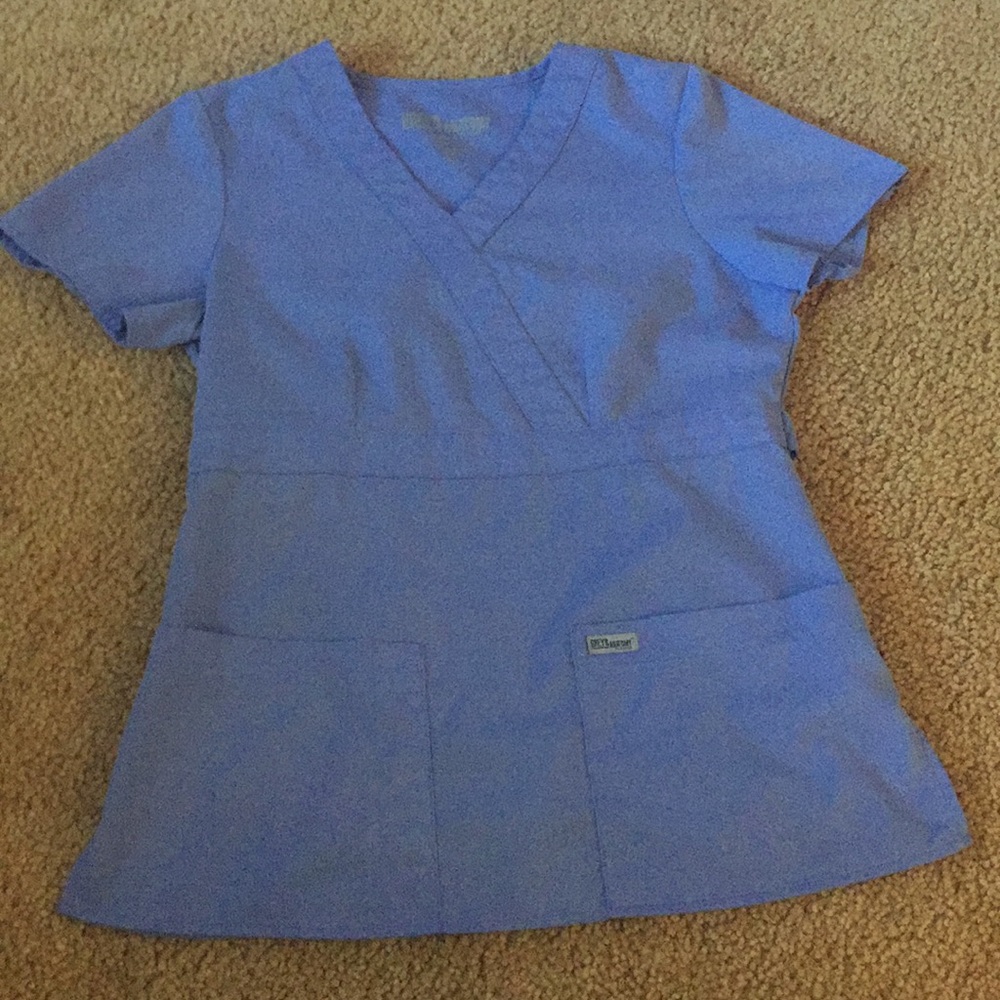 Scrub top